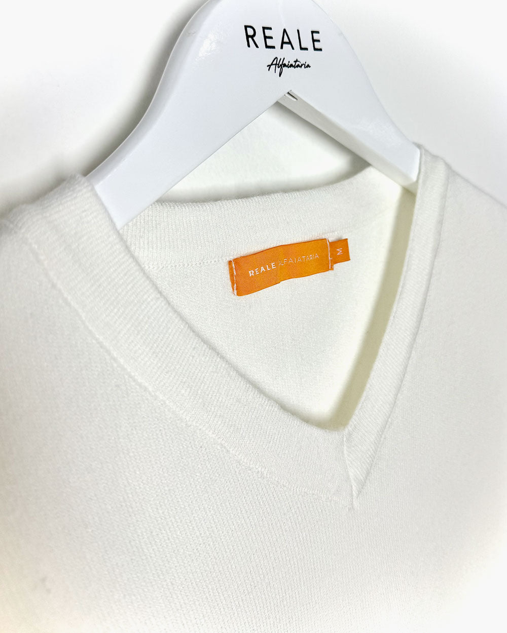 Pull Over Gola V em Tricot Modal Off White
