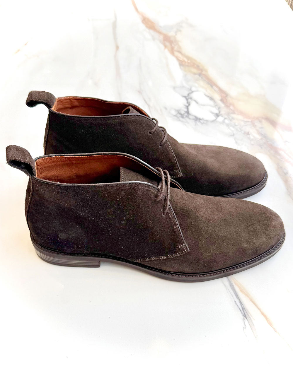 Bota Lisa de Amarrar em Camurça Café