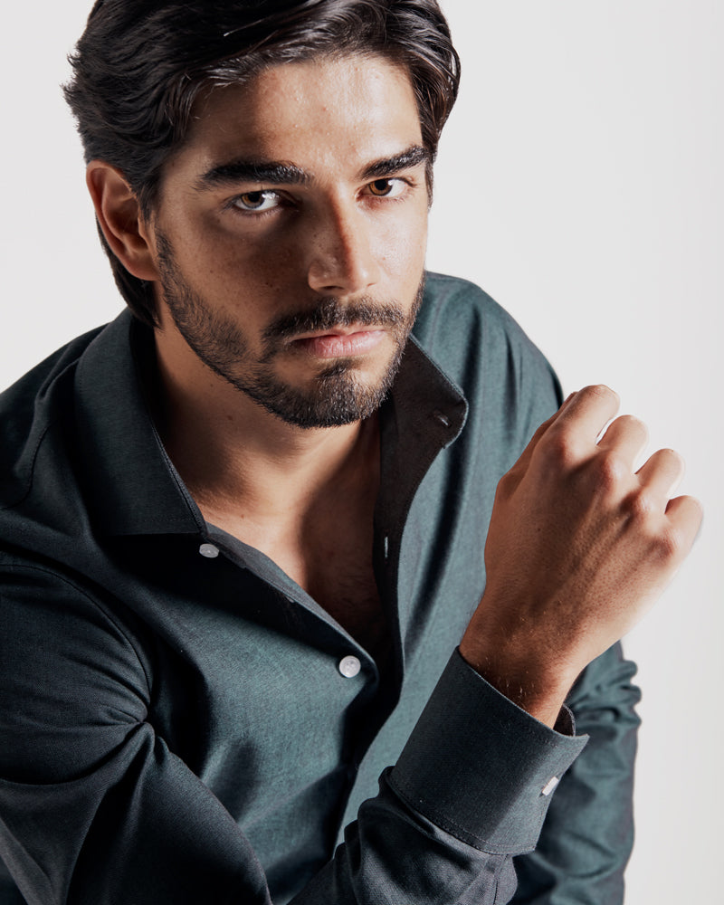 Camisa em Oxford Verde Escuro