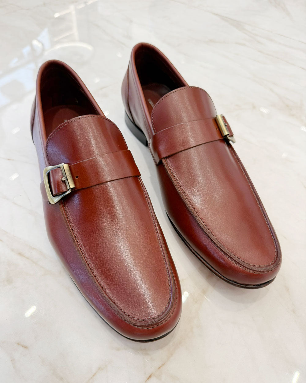 Mocassim "Federico" em Couro com Fivela